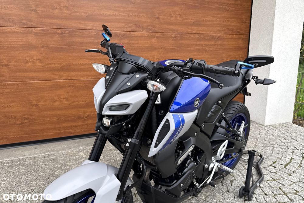 Yamaha MT - 21