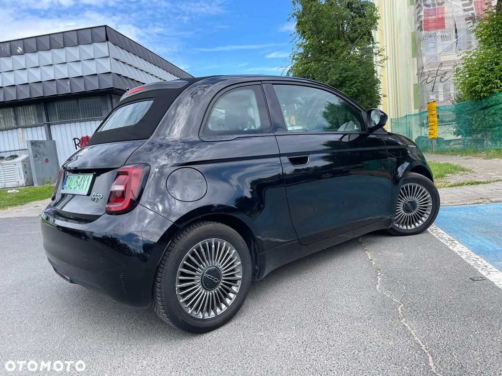 Fiat 500e La Prima - 32