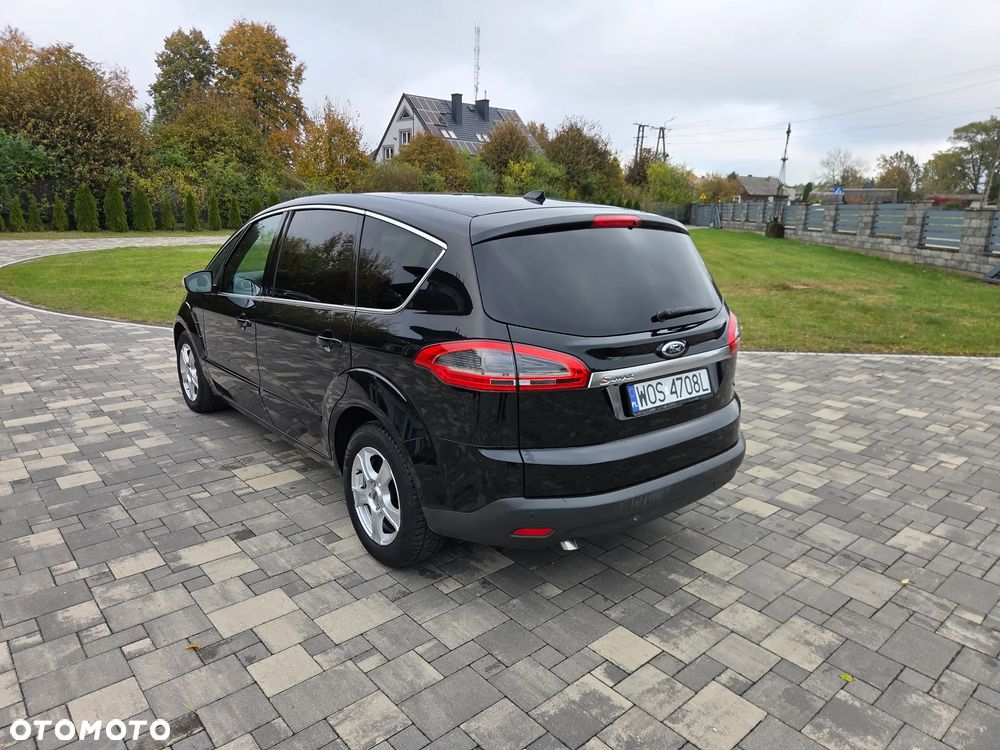 Ford S-Max 2.0 TDCi DPF Titanium X - 13