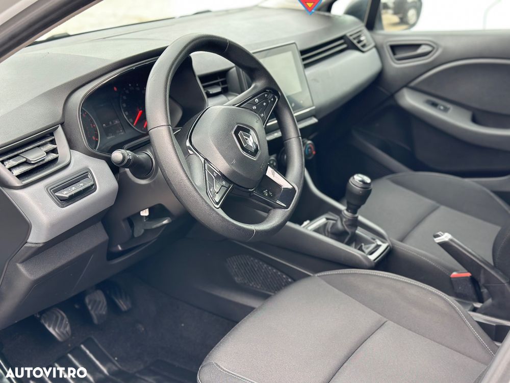 Renault Clio - 15