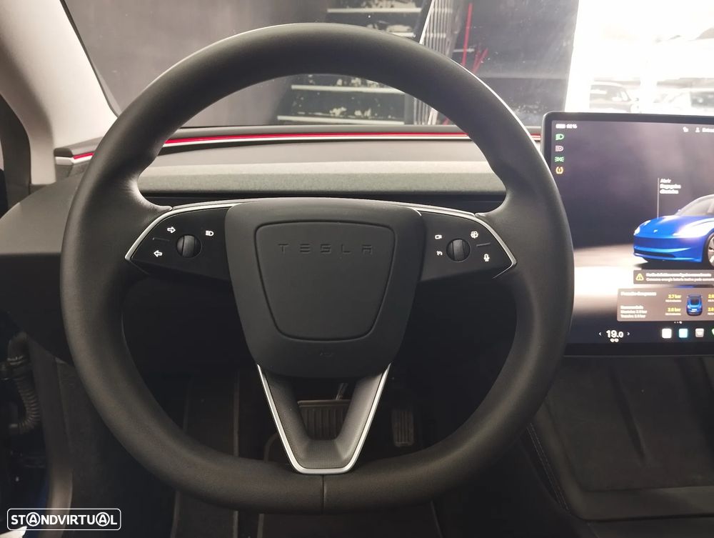 Tesla Model 3 Long Range Tração Traseira - 18