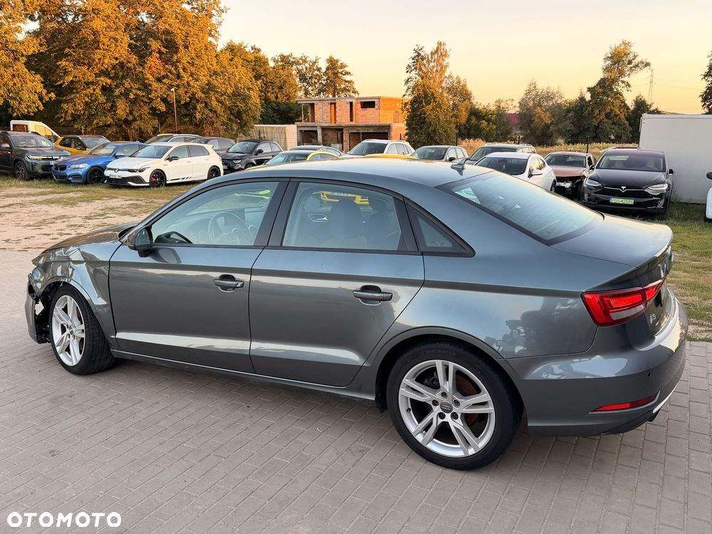 Audi A3 Limousine 30 TFSI design - 12