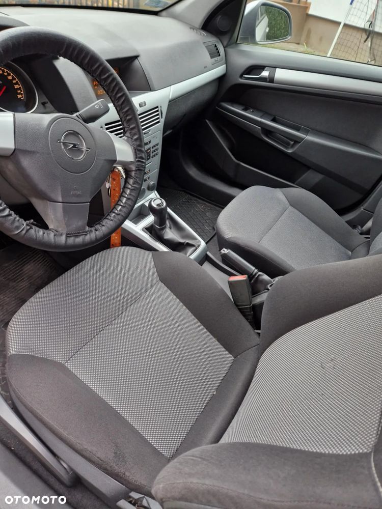 Opel Astra - 9