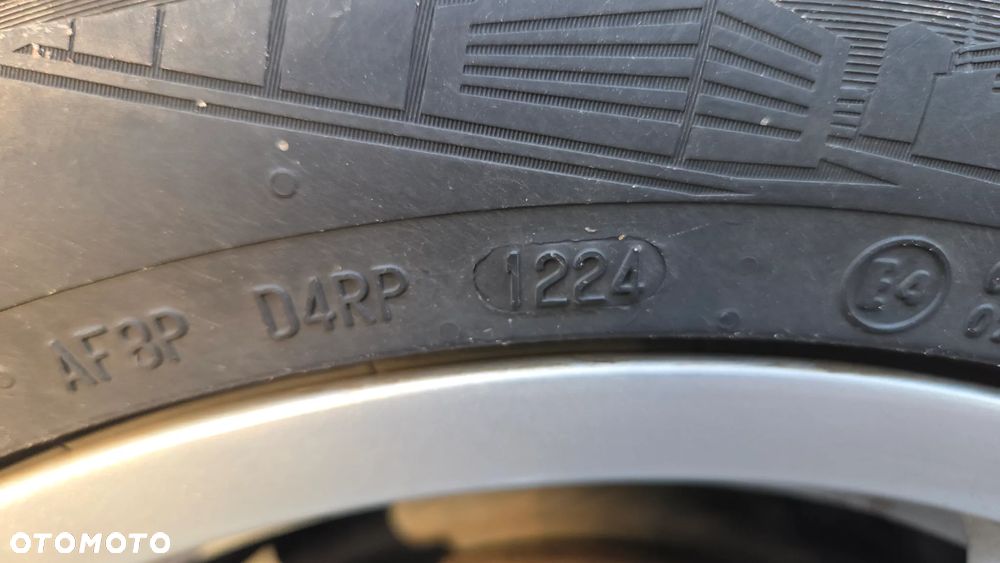 Volkswagen Passat 2.0 TDI Comfortline - 20