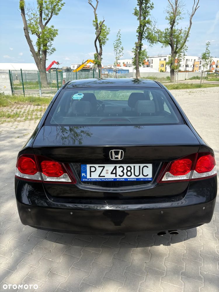 Honda Civic 1.8 Comfort - 6