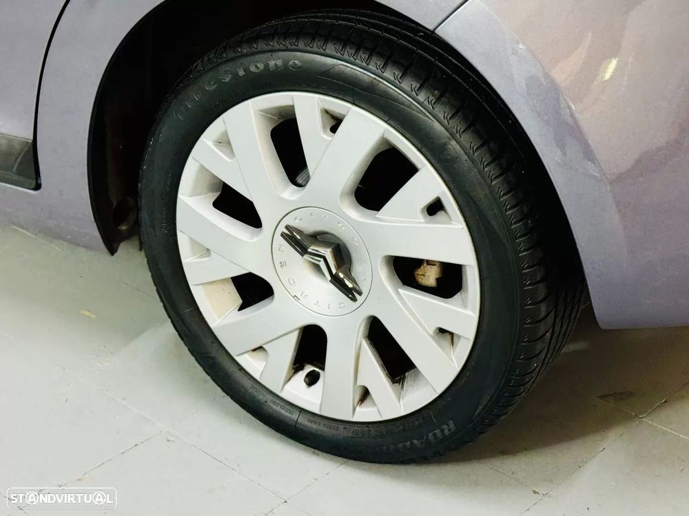 Citroën C4 1.6 HDi Exclusive - 12