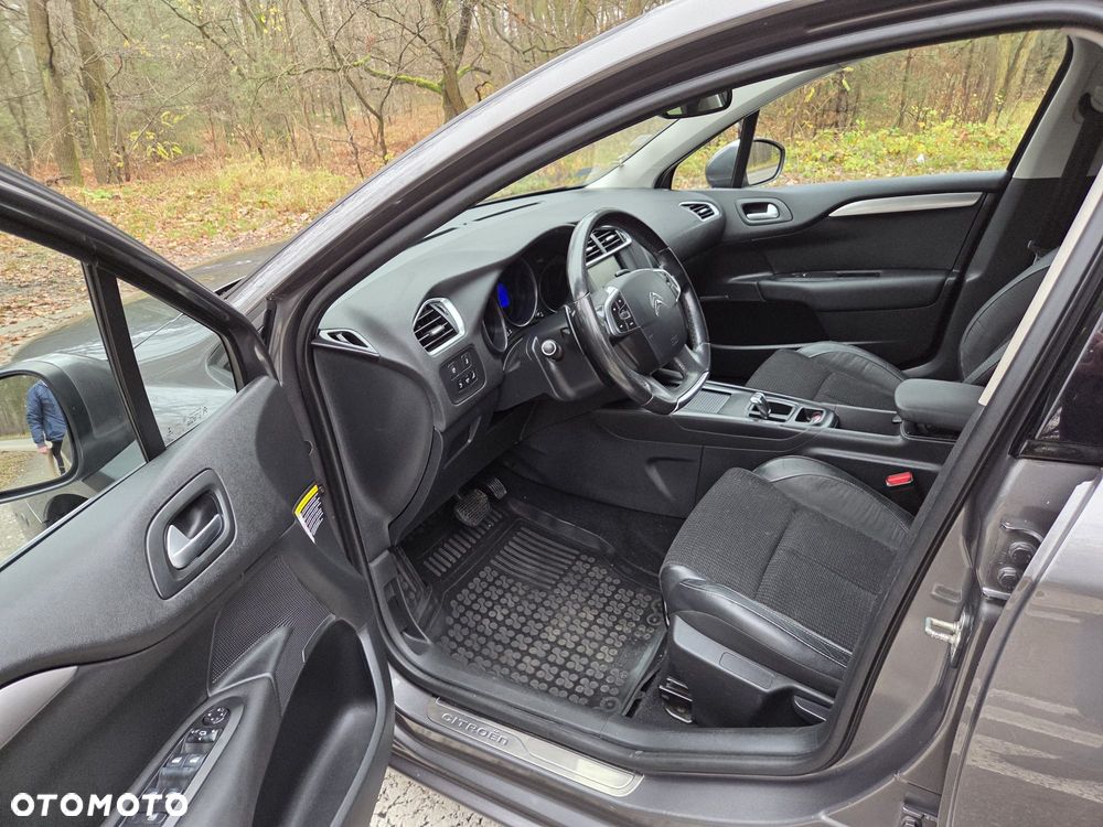 Citroën C4 1.6 e-HDi Exclusive MCP - 8
