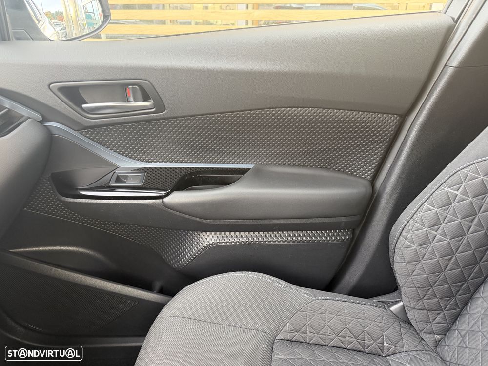 Toyota C-HR 1.8 Hybrid Square Collection - 17