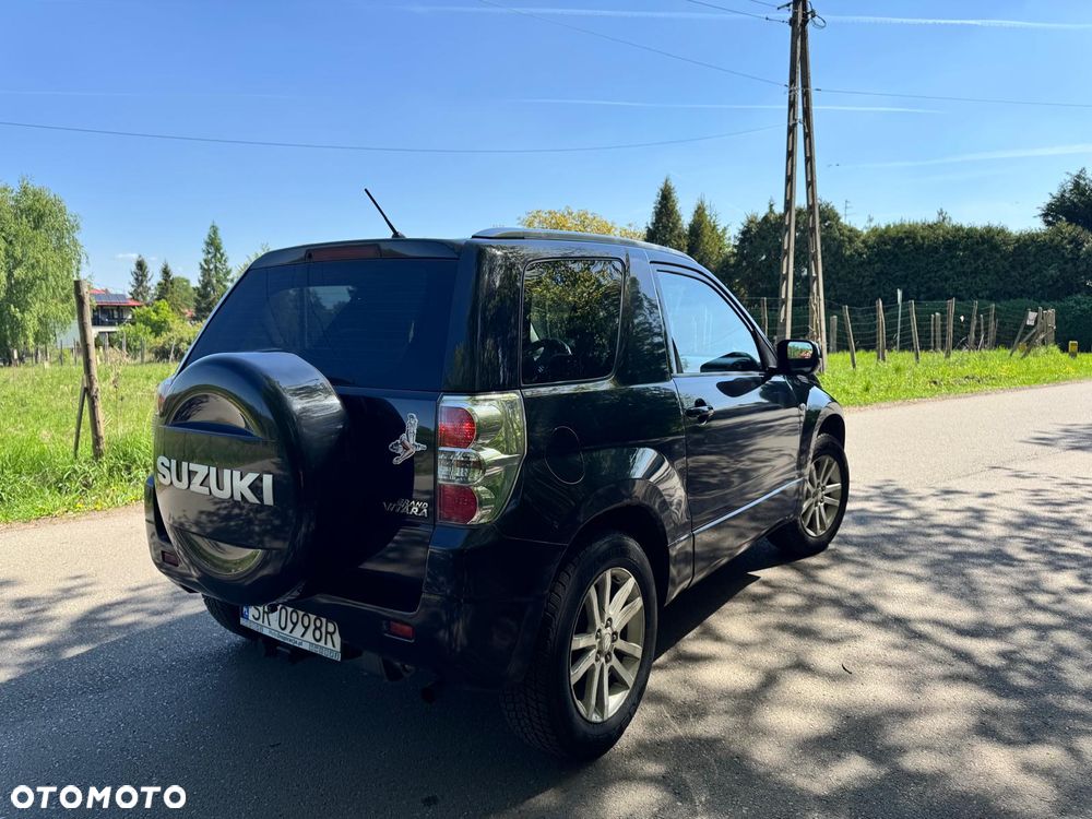 Suzuki Grand Vitara 1.6 De luxe - 6