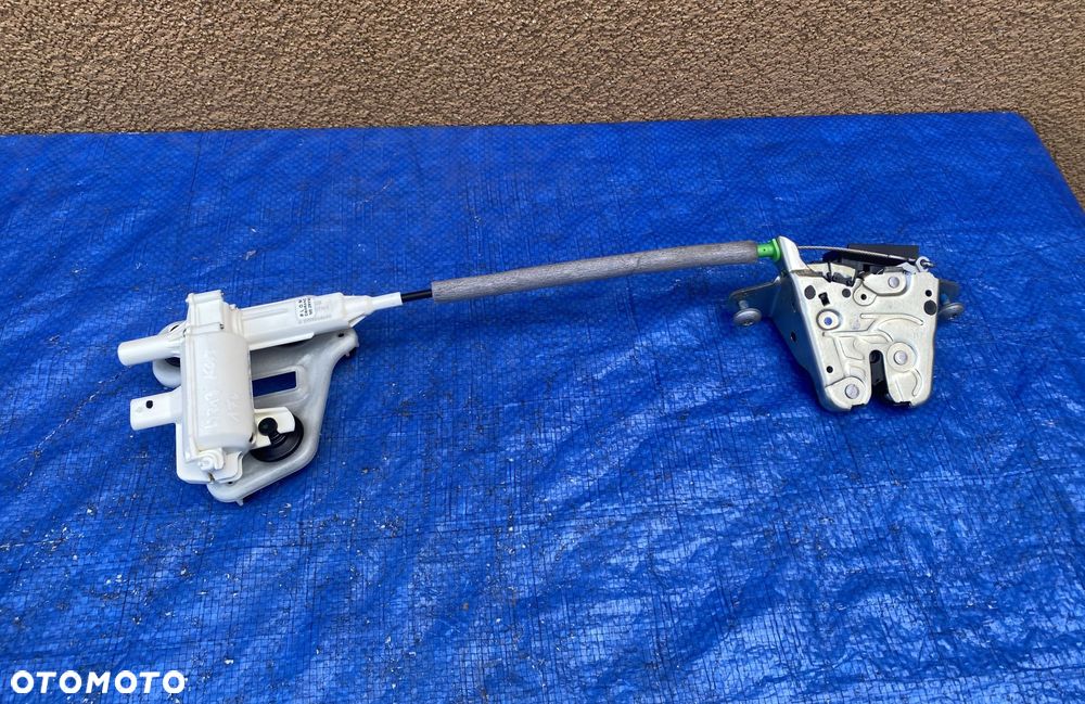 MERCEDES E W213 KOMBI ZAMEK DOCIĄG KLAPY BAGAŻNIKA KLAPA / ORYGINAŁ - 1