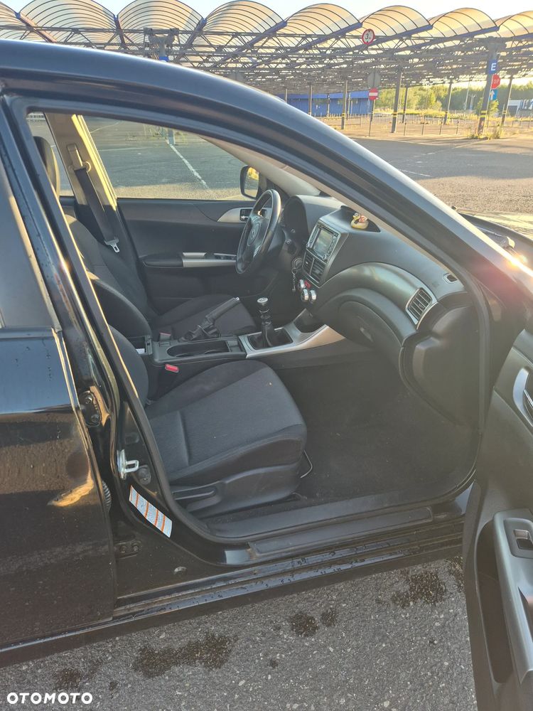 Subaru Impreza 2.0D RS - 9