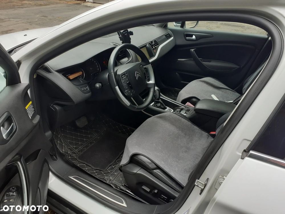 Citroën C5 HDi 165 FAP CrossTourer - 16