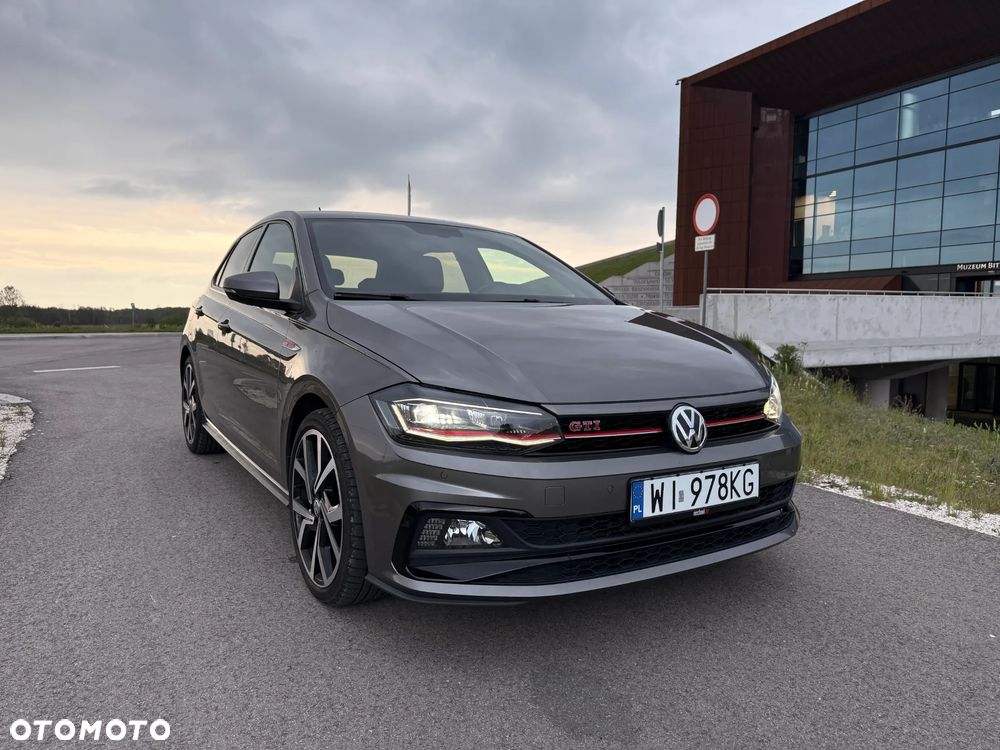 Volkswagen Polo - 5