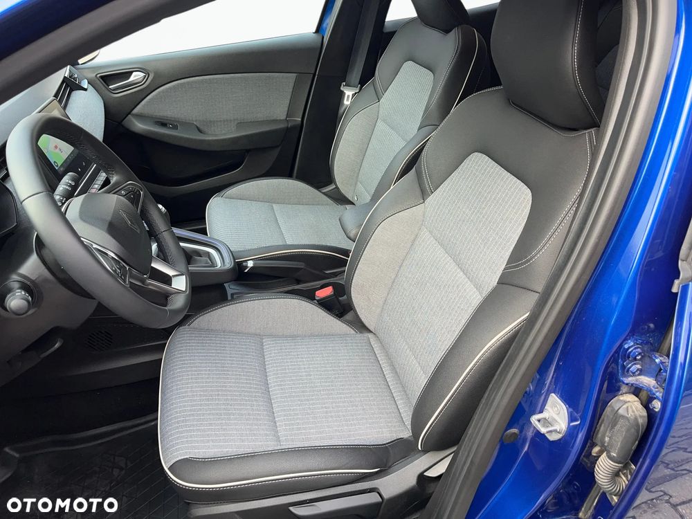 Renault Clio 1.0 TCe Techno - 10