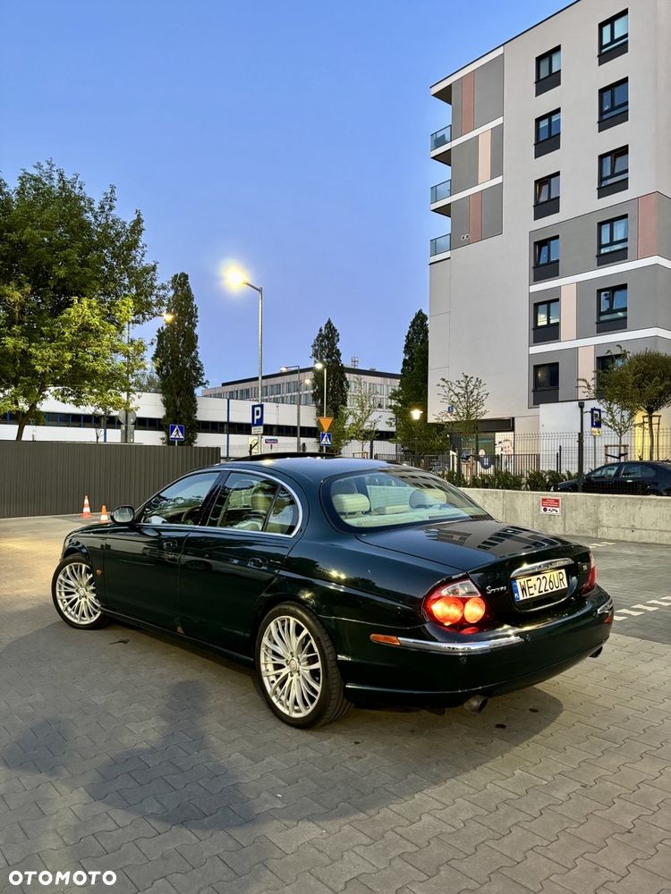 Jaguar S-Type - 4