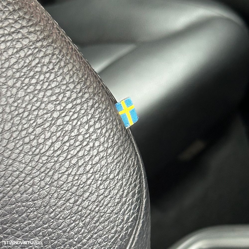 Volvo XC 60 2.0 D4 Inscription AWD Geartronic - 6