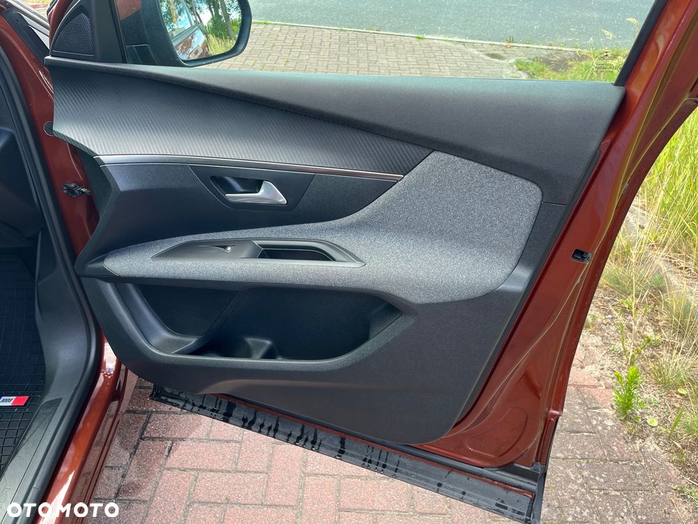 Peugeot 3008 BlueHDi 120 Stop & Start Allure - 19