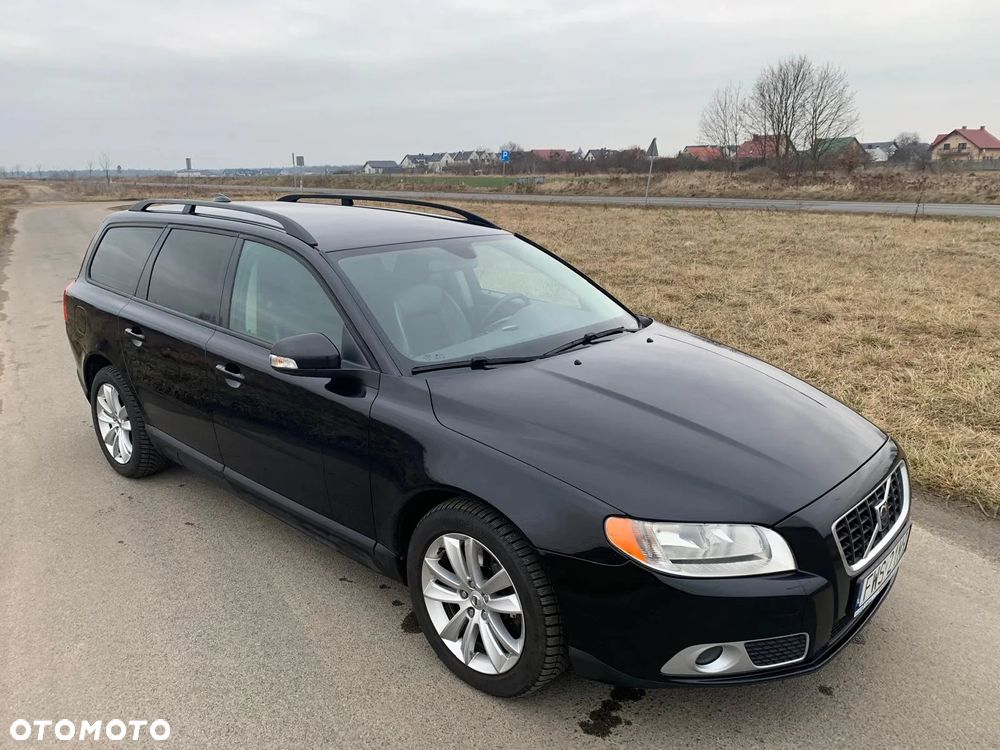 Volvo V70 D5 Momentum - 14