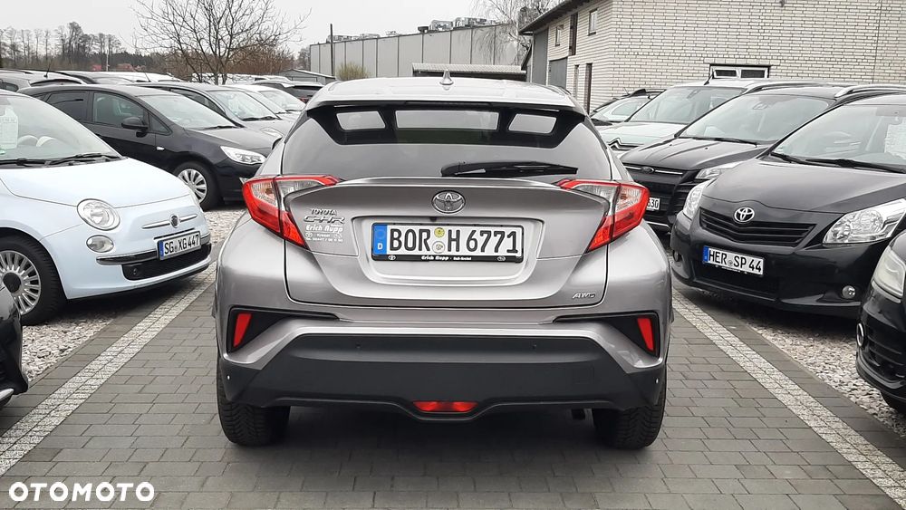 Toyota C-HR - 5