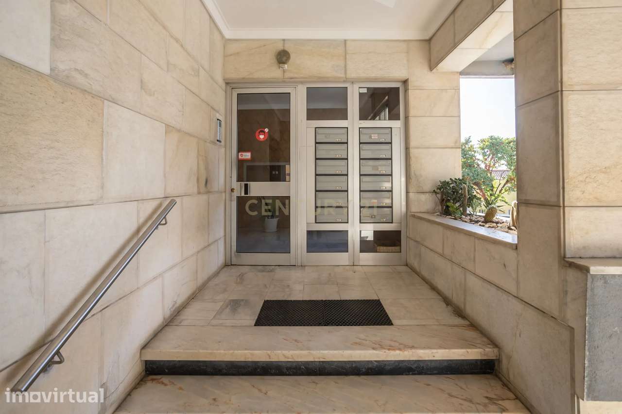 Apartamento T3 em Almada com Excelente Localização - Grande imagem: 5/54