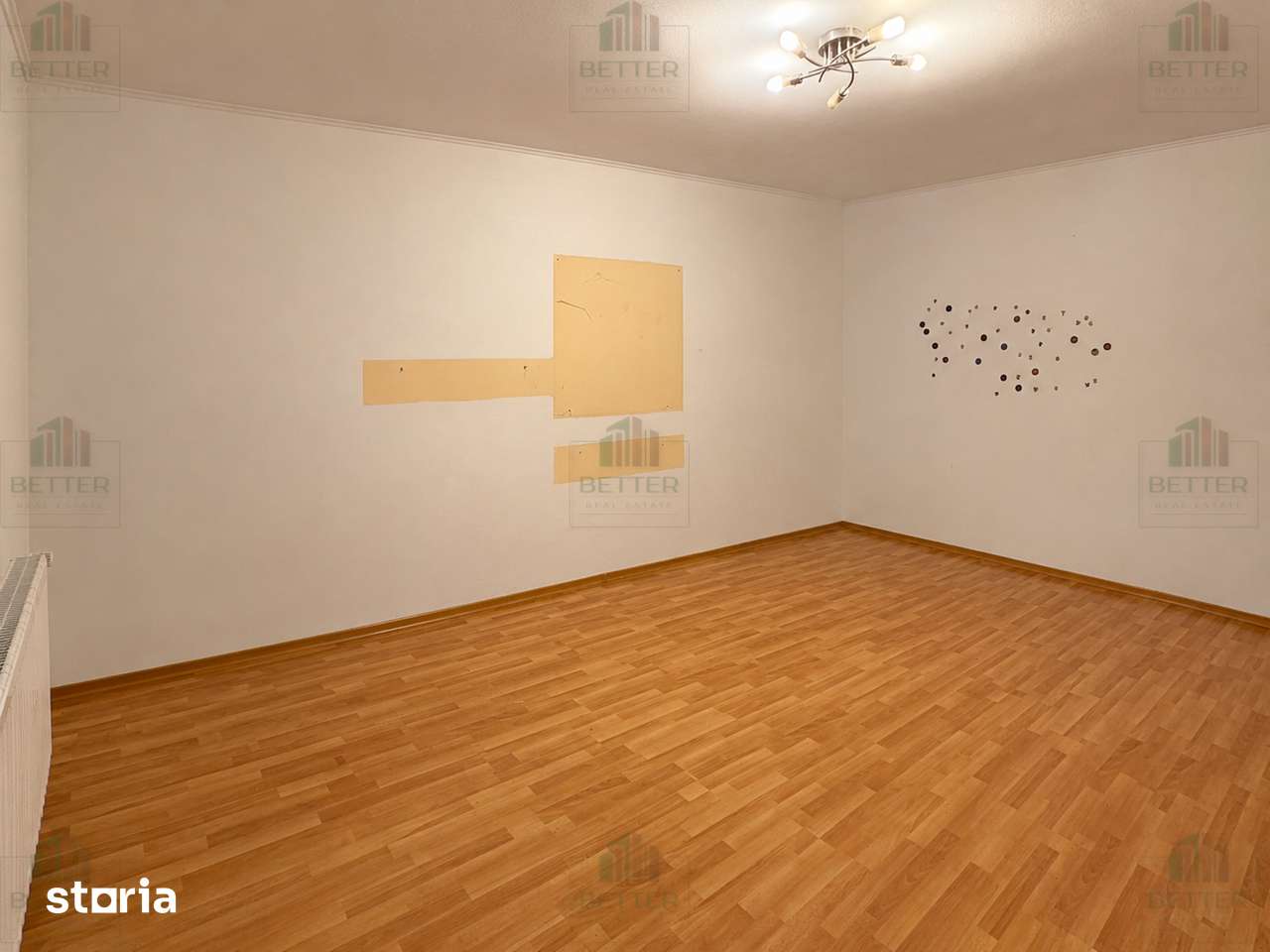 Apartament 2 camere de renovat, zona Titan – aproape de metrou — fotografia 3