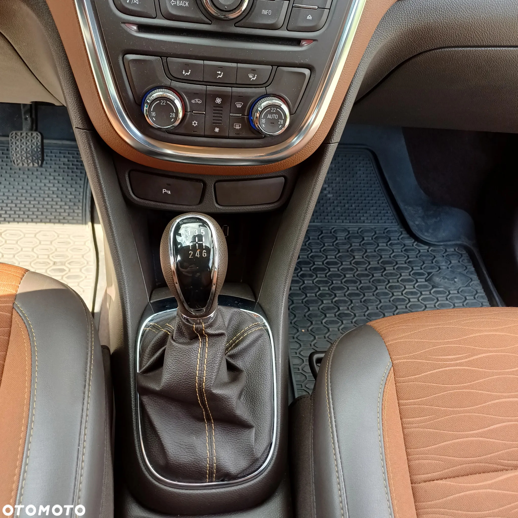 Opel Mokka 1.4 T Cosmo - 8