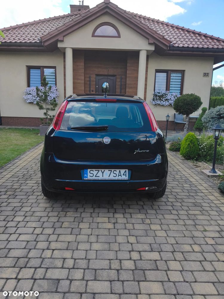 Fiat Grande Punto - 4
