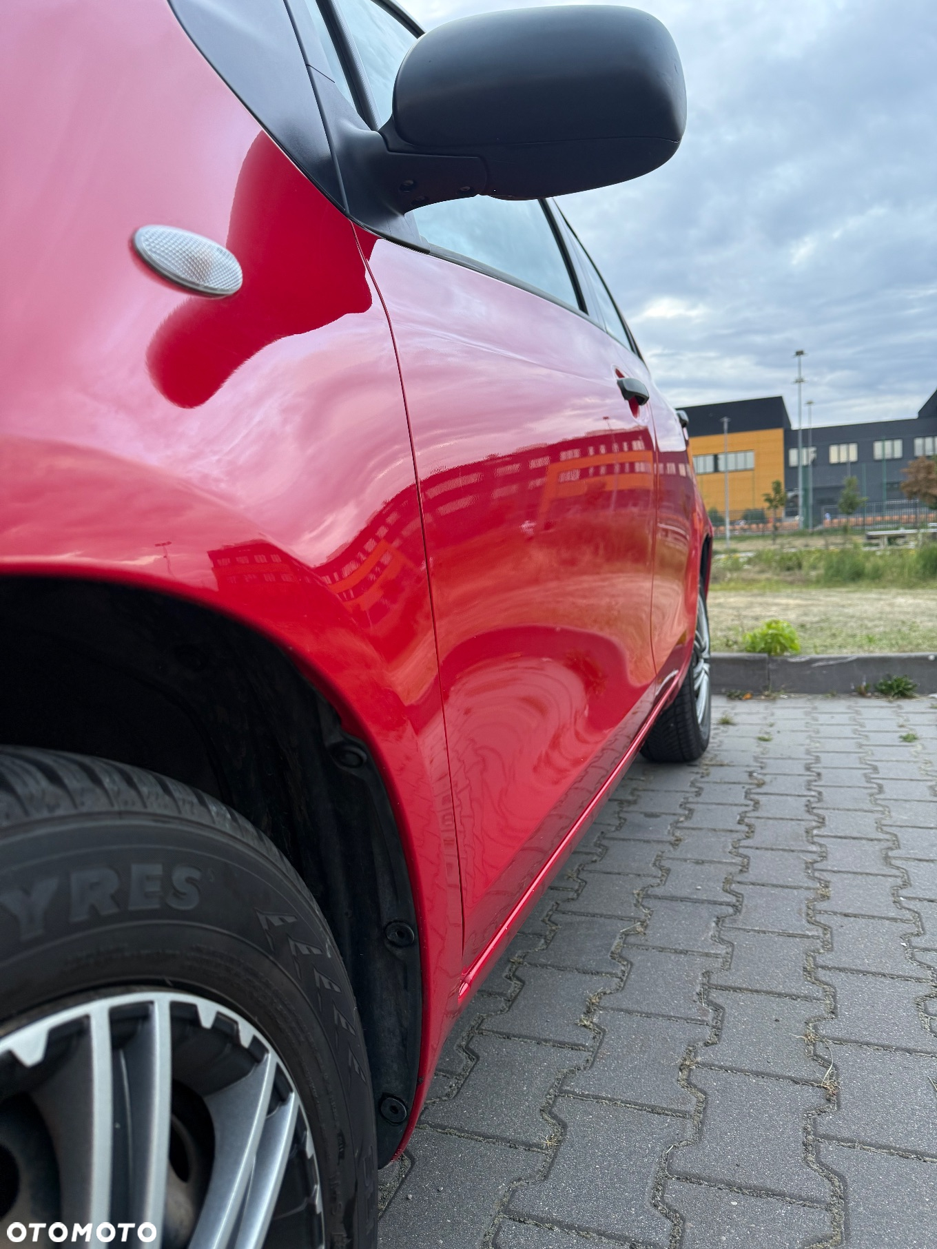 Toyota Yaris 1.3 Luna Premium - 4