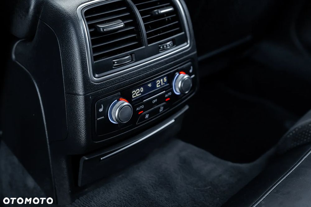 Audi A6 Avant 3.0 TDI Quattro S tronic - 23