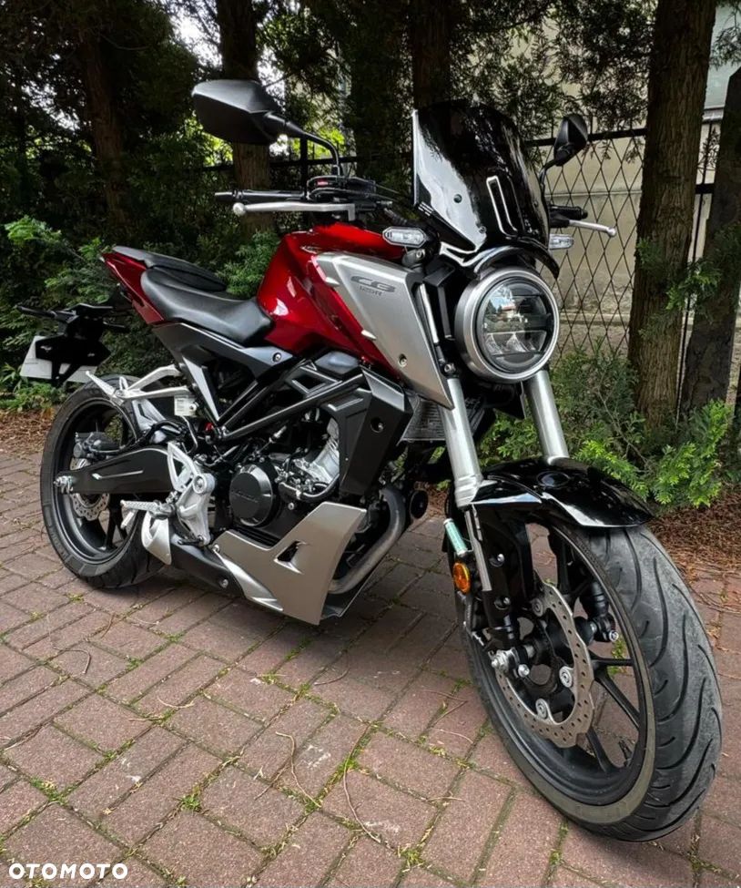 Honda CB - 1