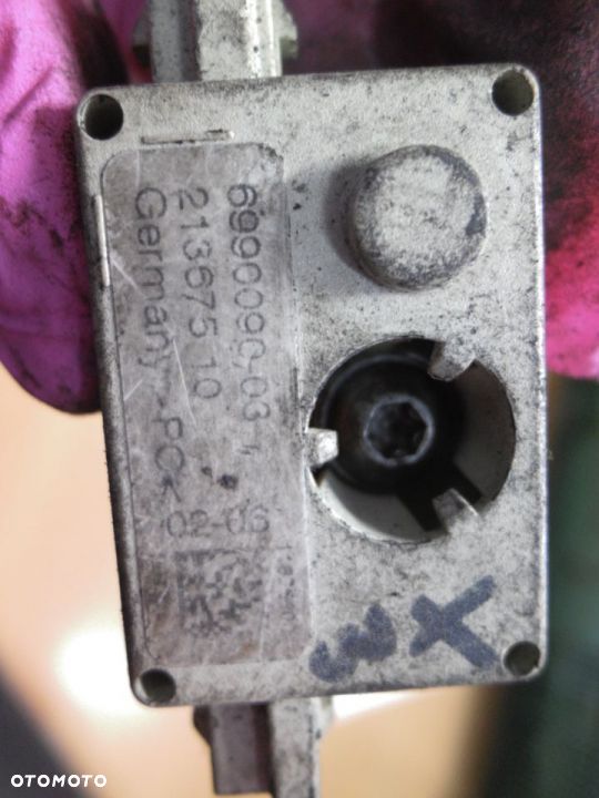 FILTR MODUŁ WZMACNIACZ ANTENY 6990090-03 BMW E90 - 2