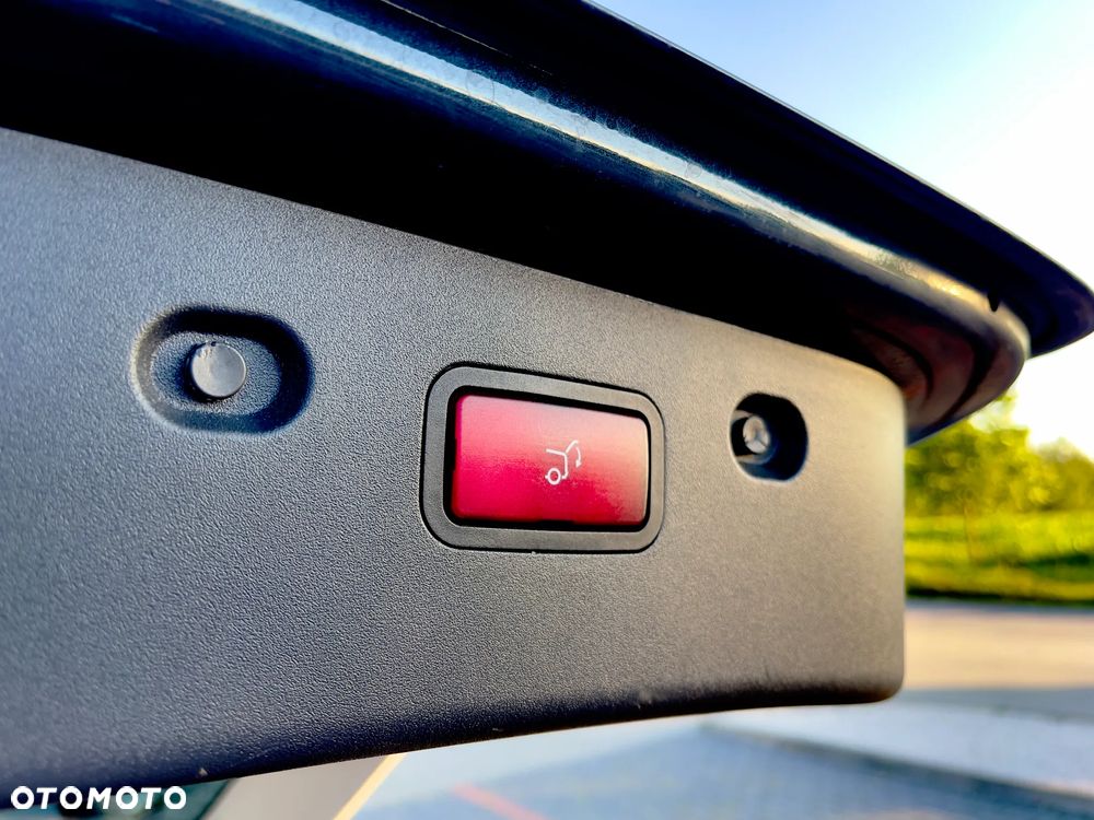 Mercedes-Benz Klasa E 320 CDI Elegance - 11