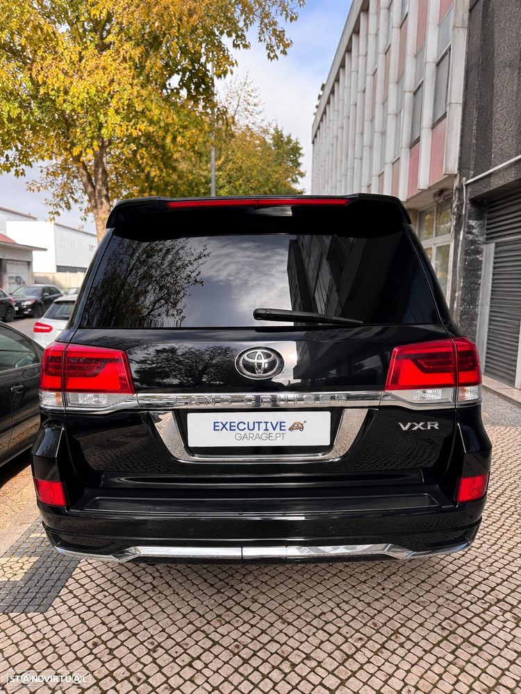 Toyota Land Cruiser Executive - 2