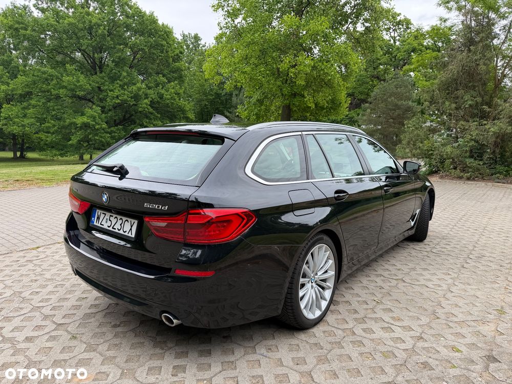 BMW Seria 5 520d xDrive - 5
