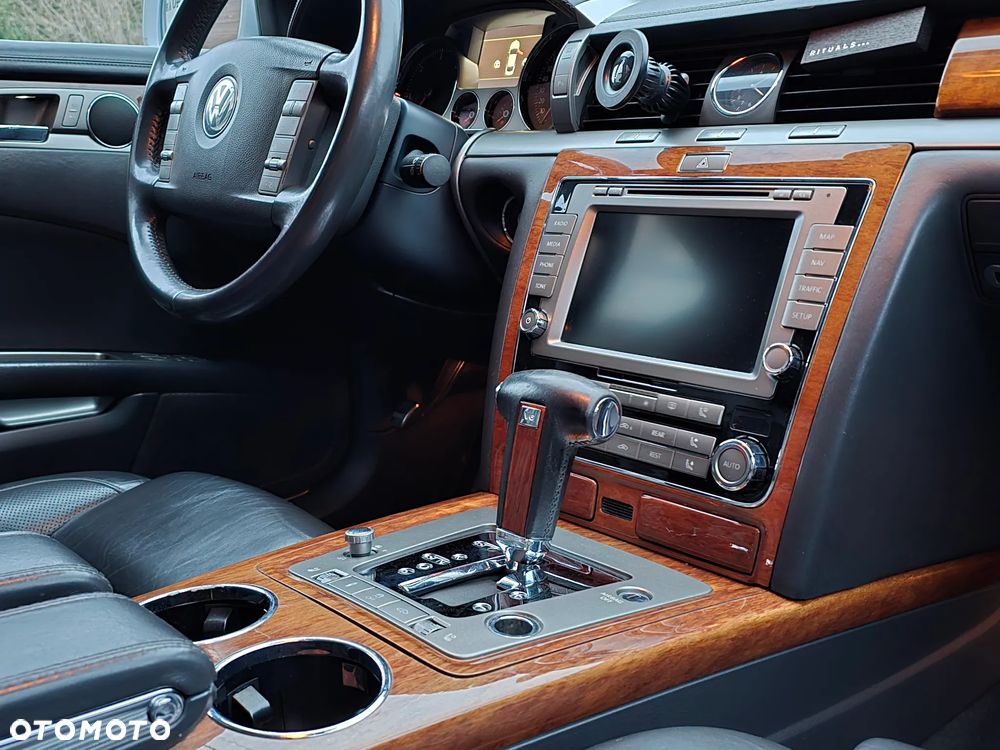 Volkswagen Phaeton 3.0 V6 TDI DPF 4MOTION Automatik (4 Sitzer) - 20