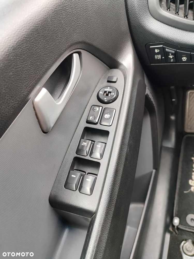 Kia Sportage 1.6 GDI L 2WD - 13