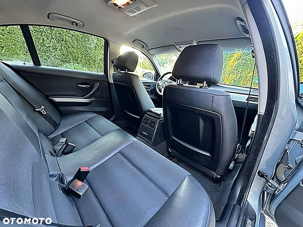 BMW Seria 3 - 10