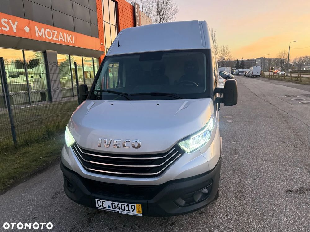 Iveco Daily 35S180, 3.0 180KM,  L4H2, HiMatic, Super kolor, Bardzo zadbane - 18