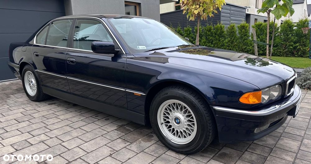 BMW Seria 7 - 13