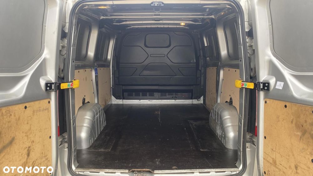 Ford Transit Custom - 12