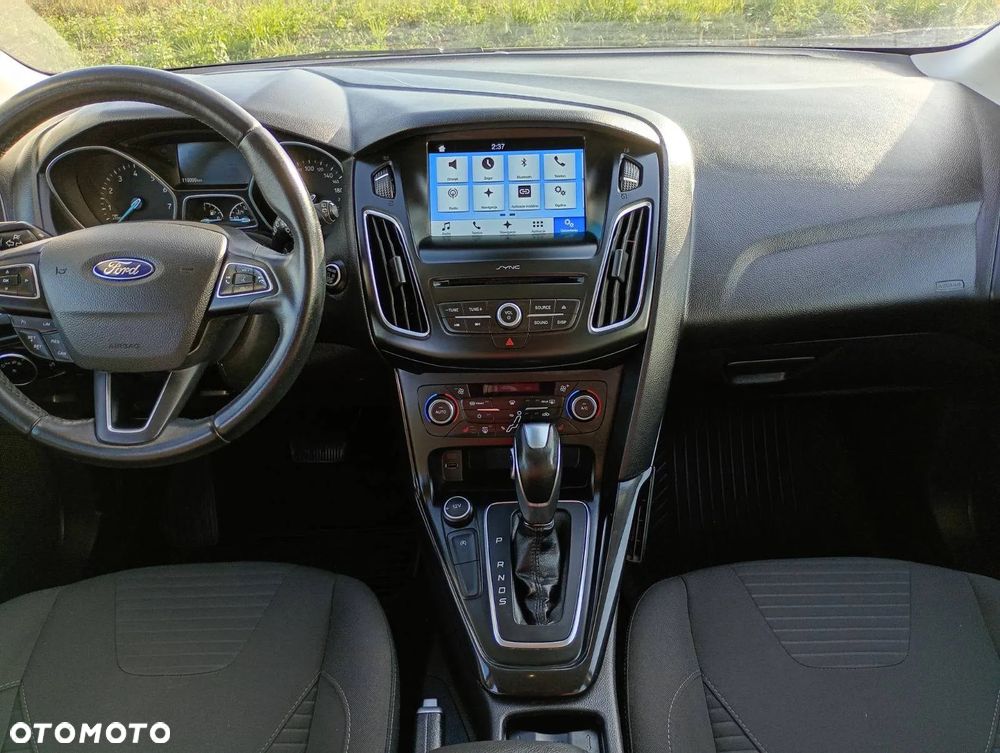 Ford Focus 1.0 EcoBoost Titanium - 10