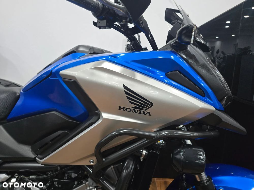 Honda NC - 12