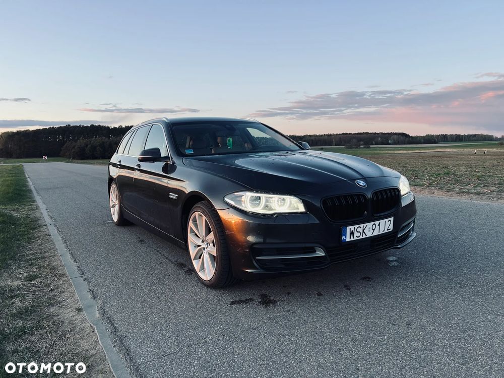 BMW Seria 5 520d xDrive Luxury Line - 2