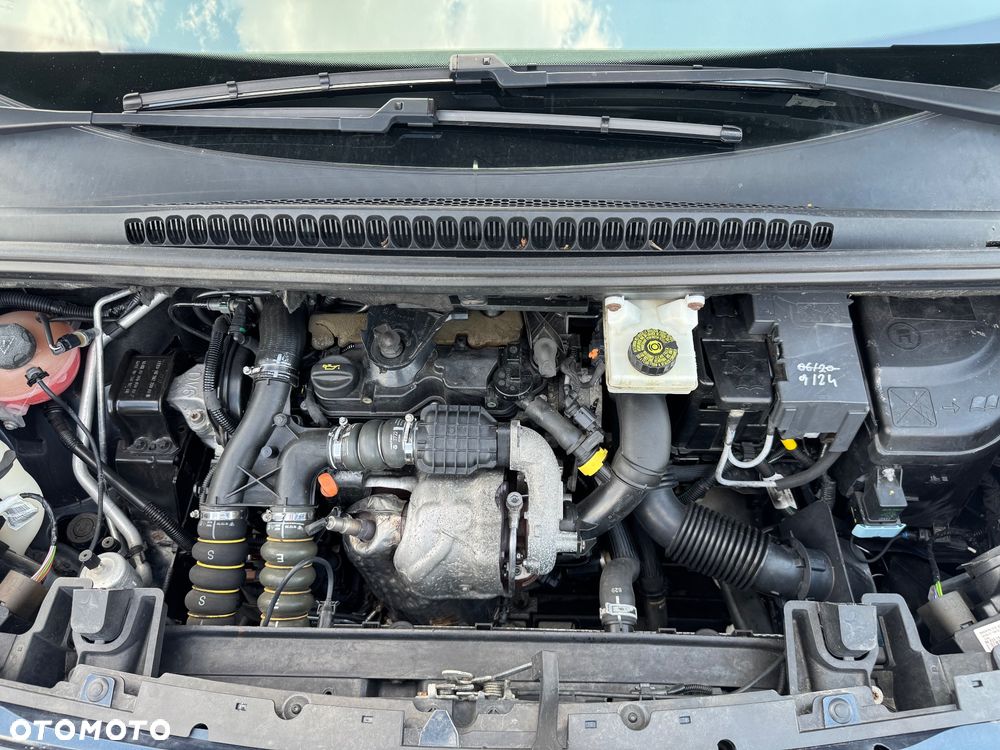 Peugeot 5008 1.6 HDi Premium - 9