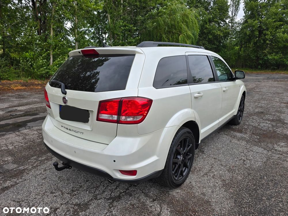 Fiat Freemont 2.0 Multijet Black Code AWD - 13