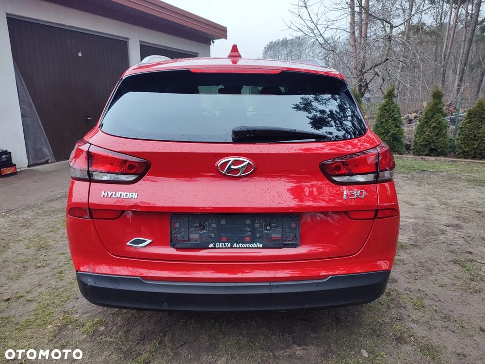 Hyundai i30 i30cw 1.4 Fifa World Cup Edition - 21