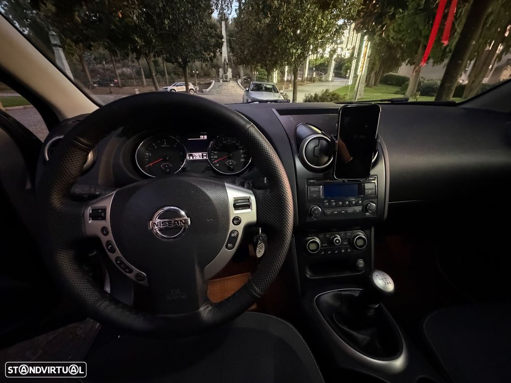 Nissan Qashqai - 12