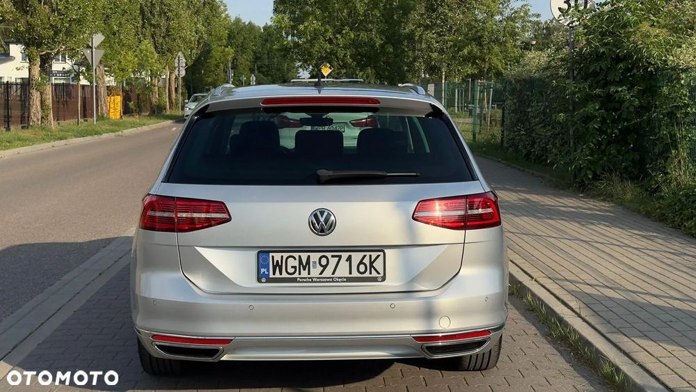 Volkswagen Passat 2.0 TDI 4Mot Elegance DSG - 5