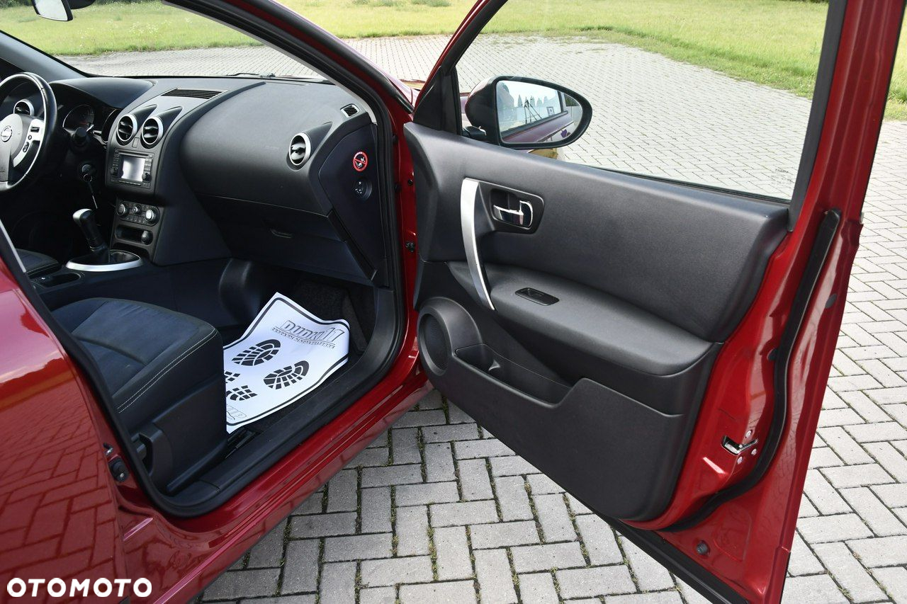 Nissan Qashqai+2 - 23
