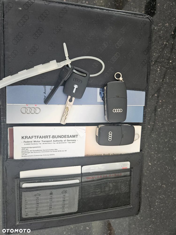 Audi A4 - 4